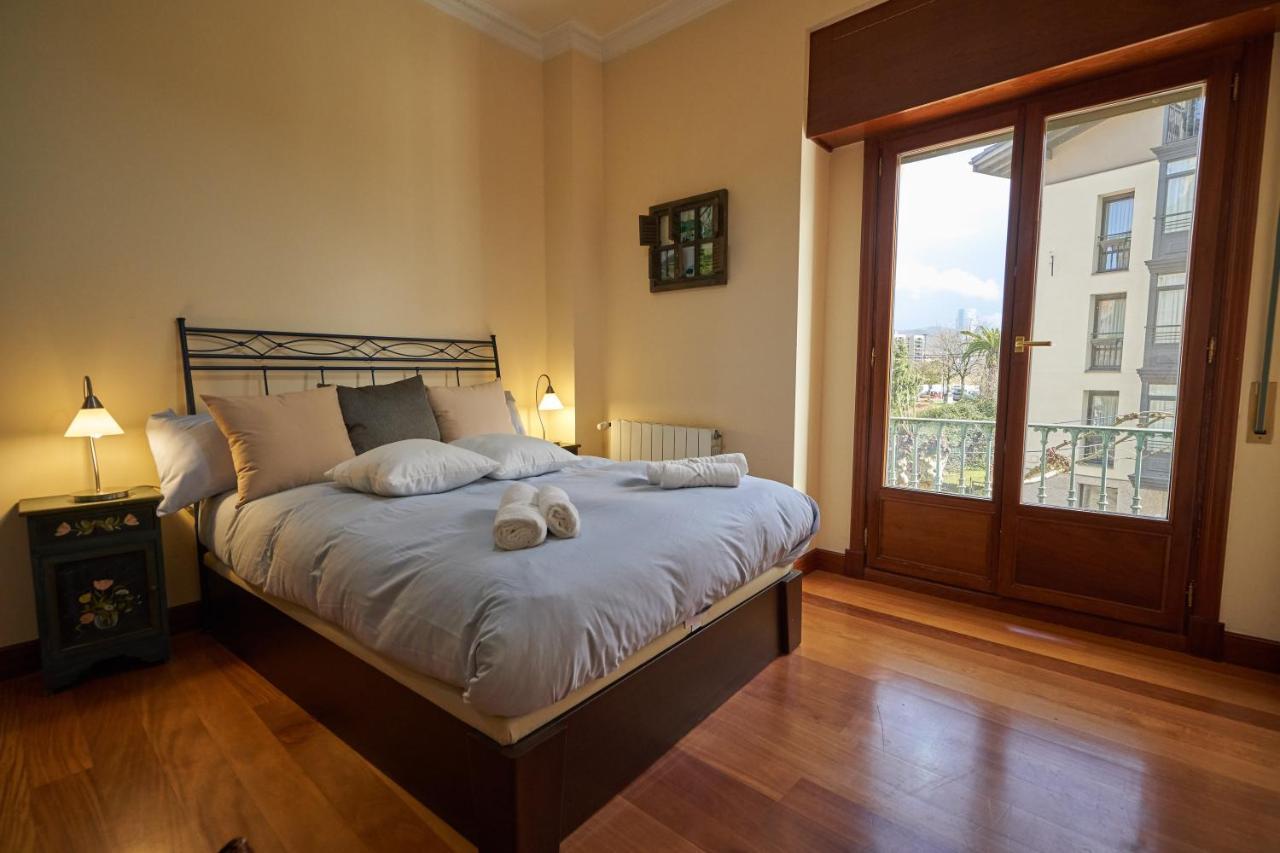 Apartamento Bio Exclusivo Con Mirador En Bilbao Y Aparcamiento Publico Gratuitoアパートメント エクステリア 写真